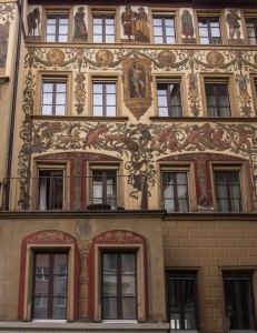 This style of painting buildings in Germanic cities goes back generations.